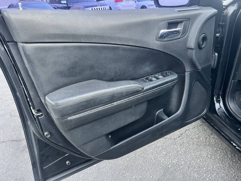 2014 Dodge Charger SE