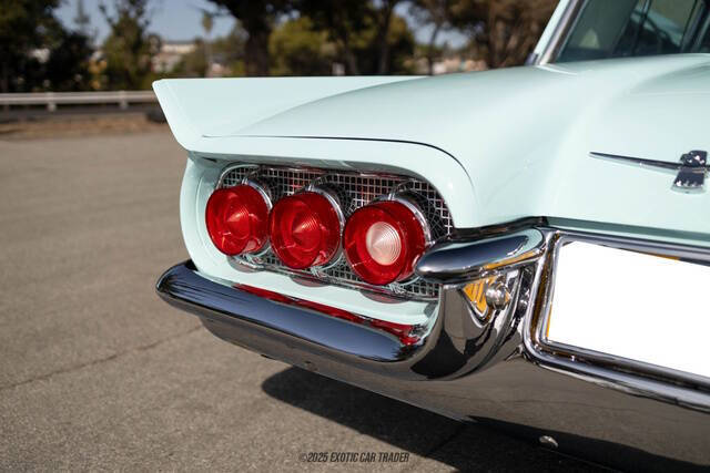 1960 Ford Thunderbird