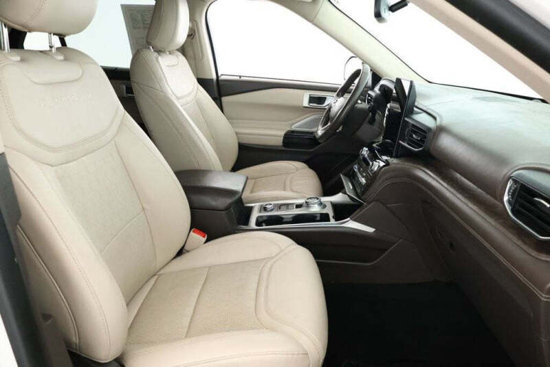 2022 Ford Explorer Platinum