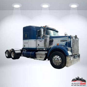 2005 Kenworth W900