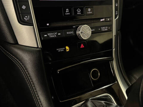 2019 Infiniti Q60 3.0T Pure