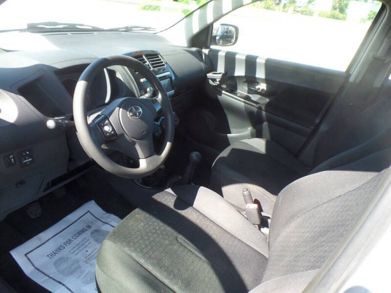 2010 Scion xD