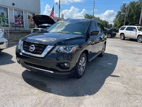 2018 Nissan Pathfinder for sale at Bagwell Motors in Lowell AR