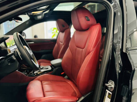 2024 BMW X4 xDrive30i