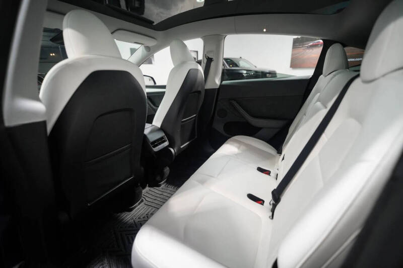 2024 Tesla Model Y Performance