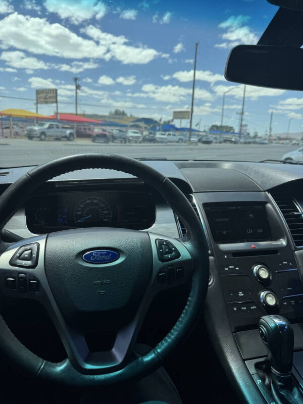 2015 Ford Taurus SEL