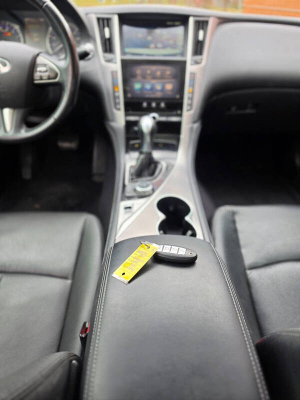 2014 Infiniti Q50