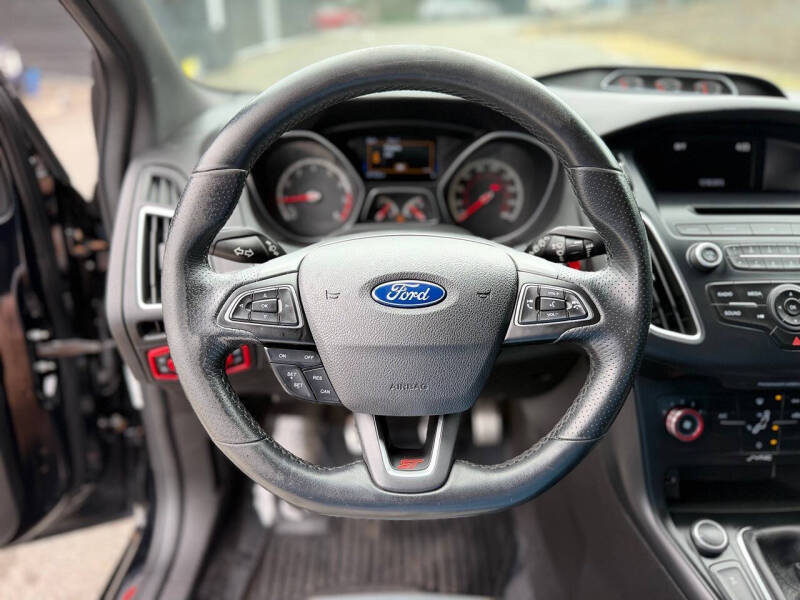 2016 Ford Focus ST
