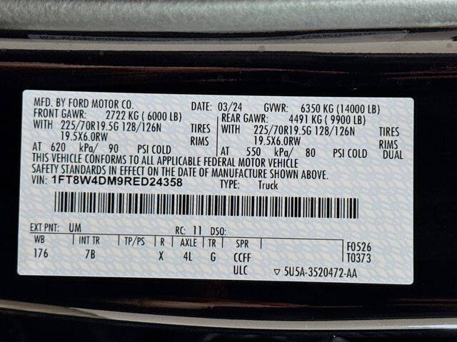 2024 Ford F-450 Super Duty Platinum