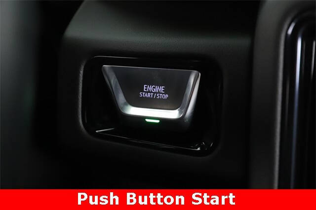 2025 GMC Yukon XL AT4