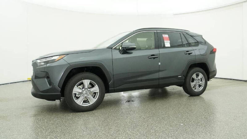 2025 Toyota RAV4 Hybrid XLE