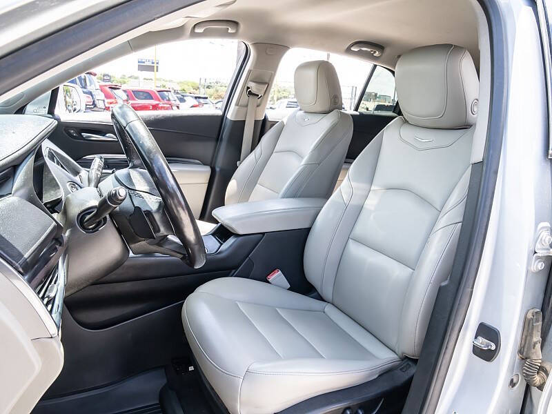 2019 Cadillac XT4 Luxury