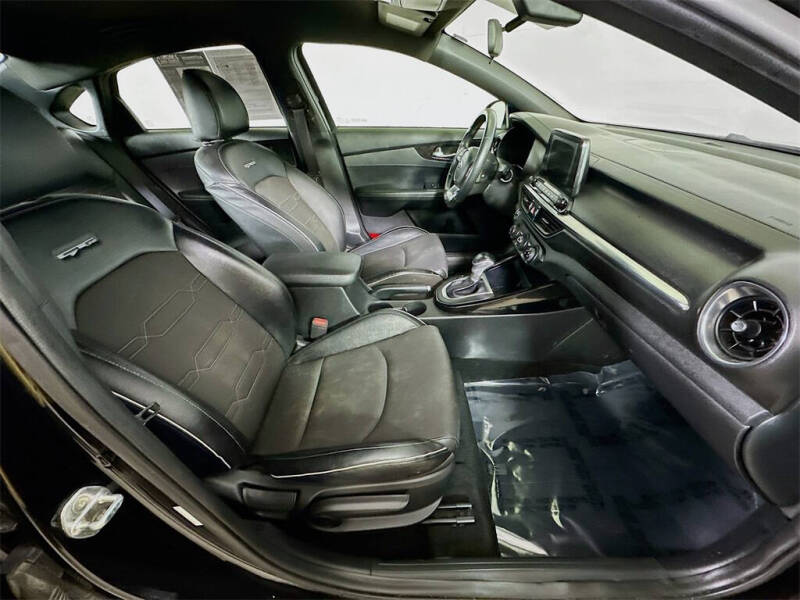 2020 Kia Forte GT Line