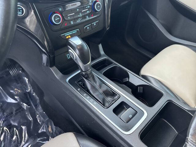 2019 Ford Escape SEL