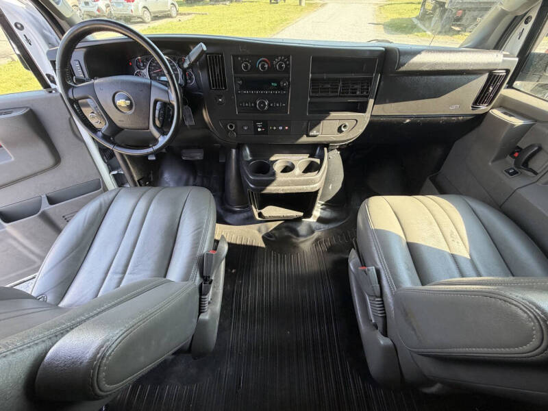 2020 Chevrolet Express 2500