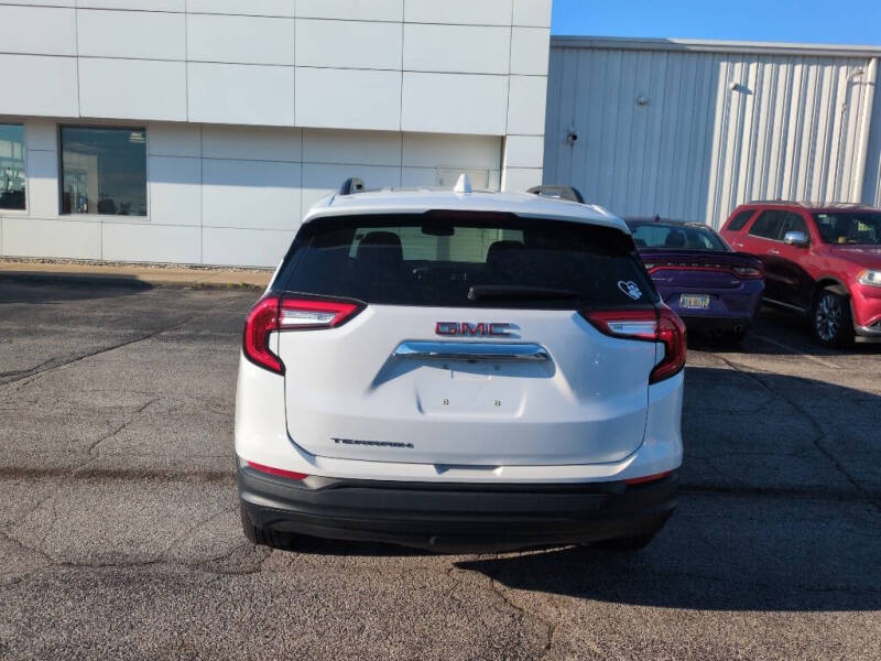 2024 GMC Terrain SLE
