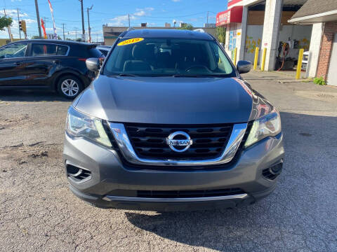 2019 Nissan Pathfinder S