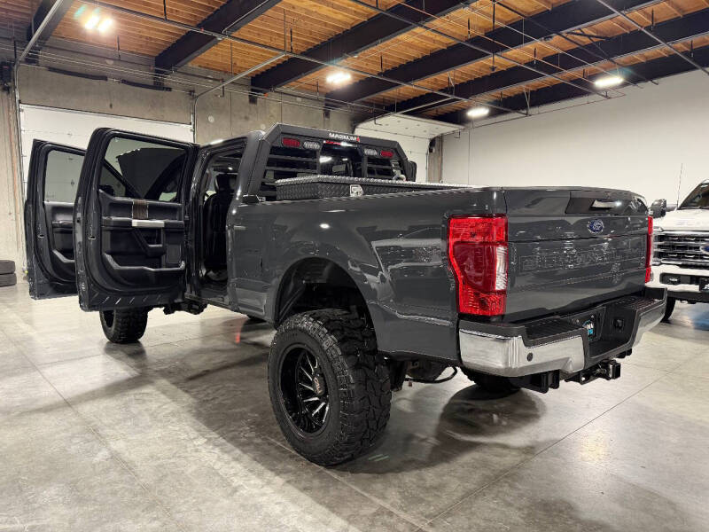 2021 Ford F-350 Super Duty Lariat