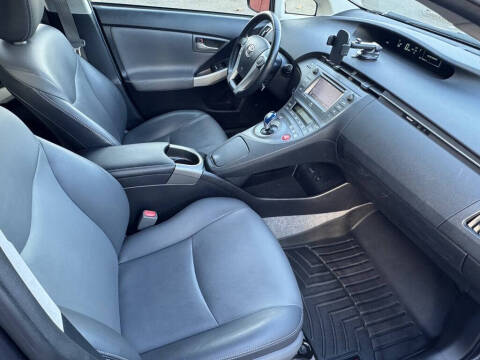 2014 Toyota Prius Five