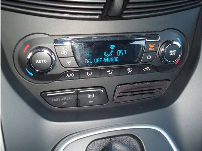 2013 Ford C-MAX Hybrid SE