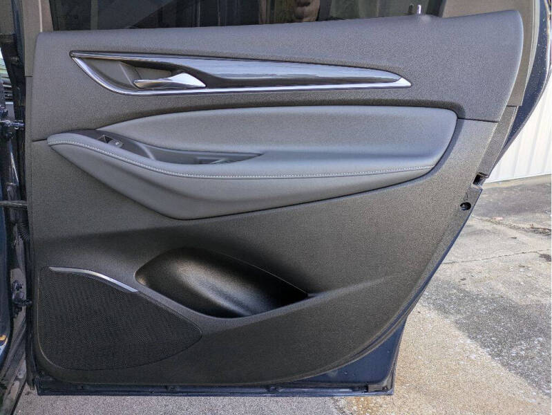 2023 Buick Enclave Premium