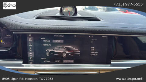 2017 Porsche Panamera