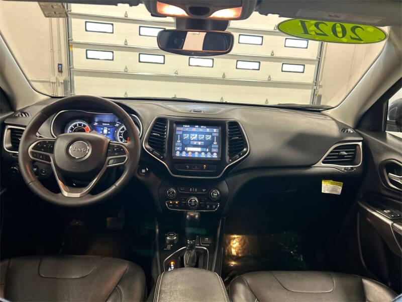 2021 Jeep Cherokee Latitude Lux