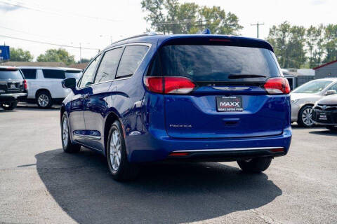 2020 Chrysler Pacifica Touring L
