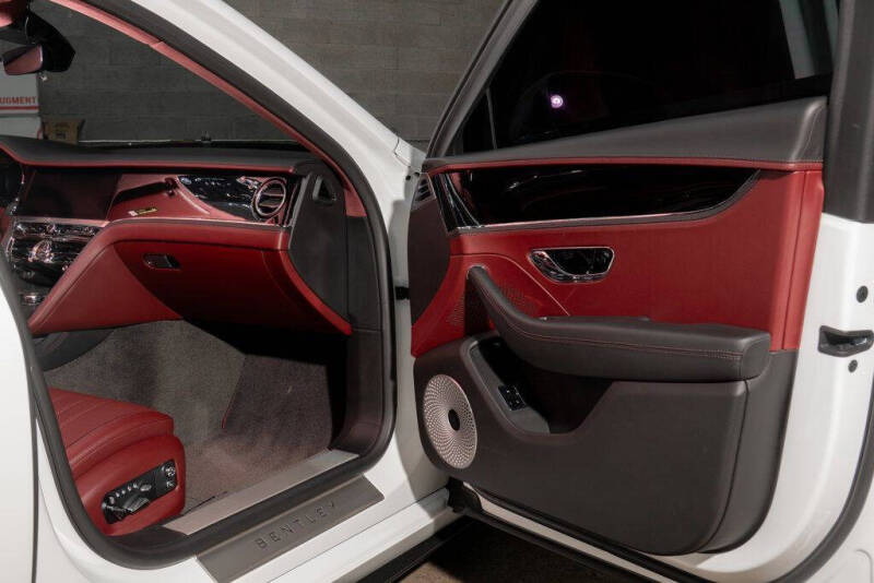 2023 Bentley Flying Spur