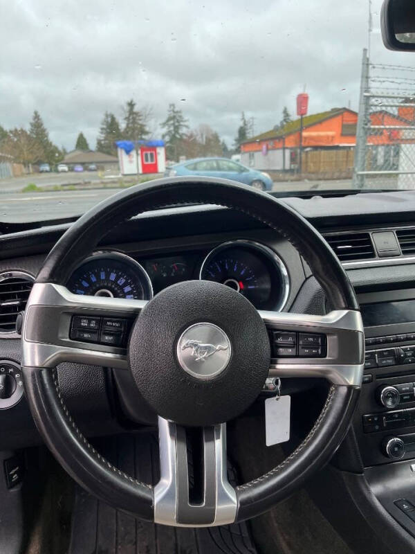 2014 Ford Mustang V6