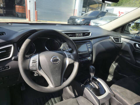 2015 Nissan Rogue SV