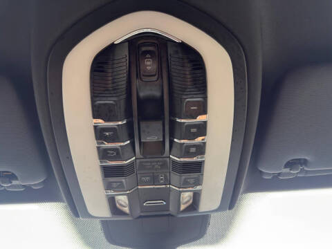 2011 Porsche Cayenne