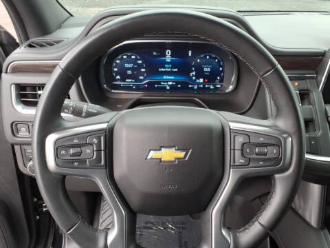 2024 Chevrolet Suburban LT