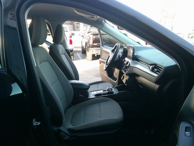 2021 Ford Escape Hybrid SE