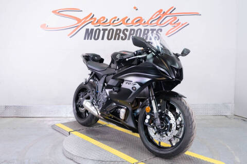 2025 Yamaha YZF-R7