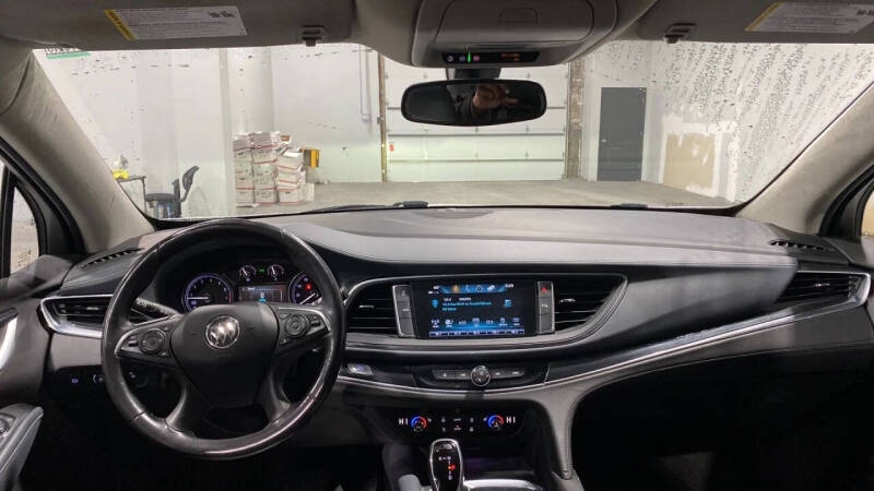 2019 Buick Enclave Essence