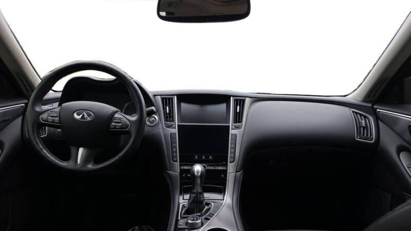 2016 Infiniti Q50 3.0T Premium