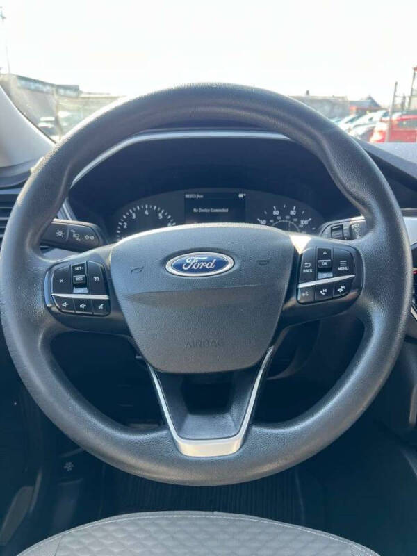2022 Ford Escape SE