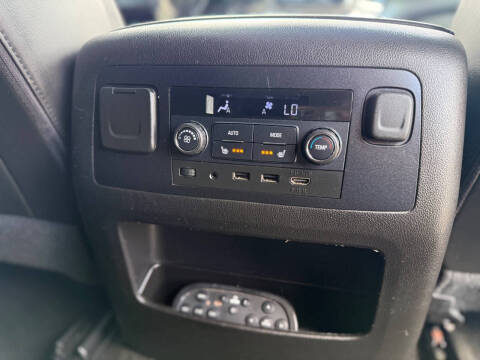 2017 GMC Yukon XL Denali