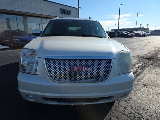 2009 GMC Yukon XL Denali