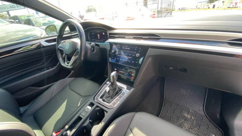 2022 Volkswagen Arteon SE R-Line