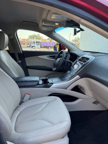 2020 Lincoln Nautilus Standard