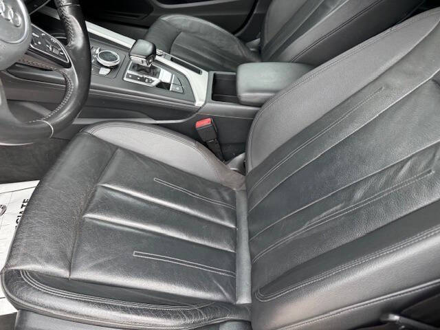 2017 Audi A4 2.0T quattro Premium