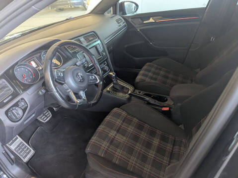 2015 Volkswagen Golf GTI S