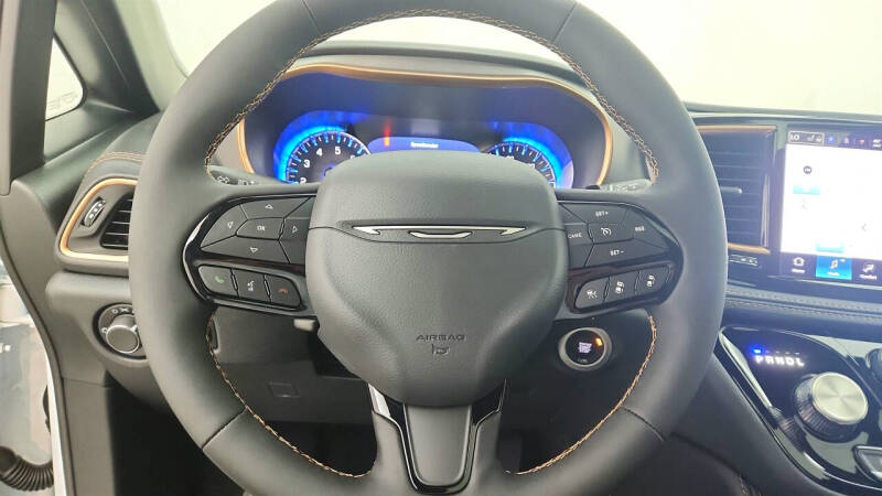 2027 Chrysler Pacifica Pinnacle