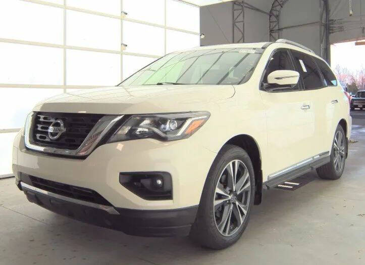 2017 Nissan Pathfinder Platinum