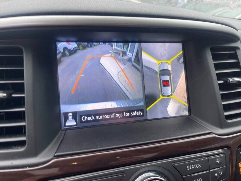 2016 Nissan Pathfinder Platinum