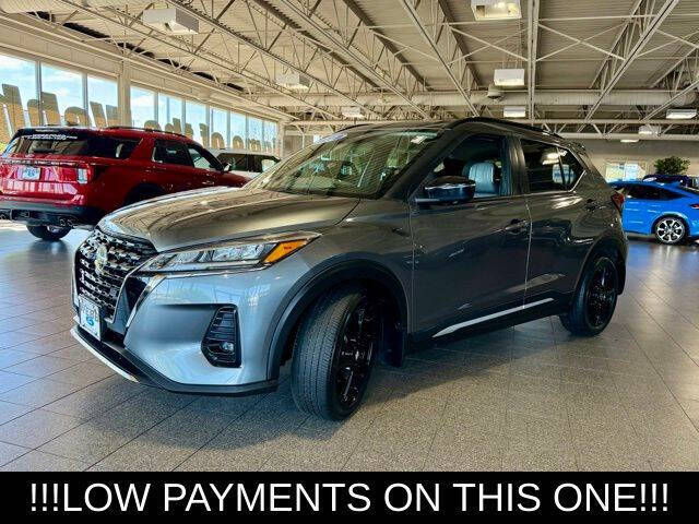 2021 Nissan Kicks SR