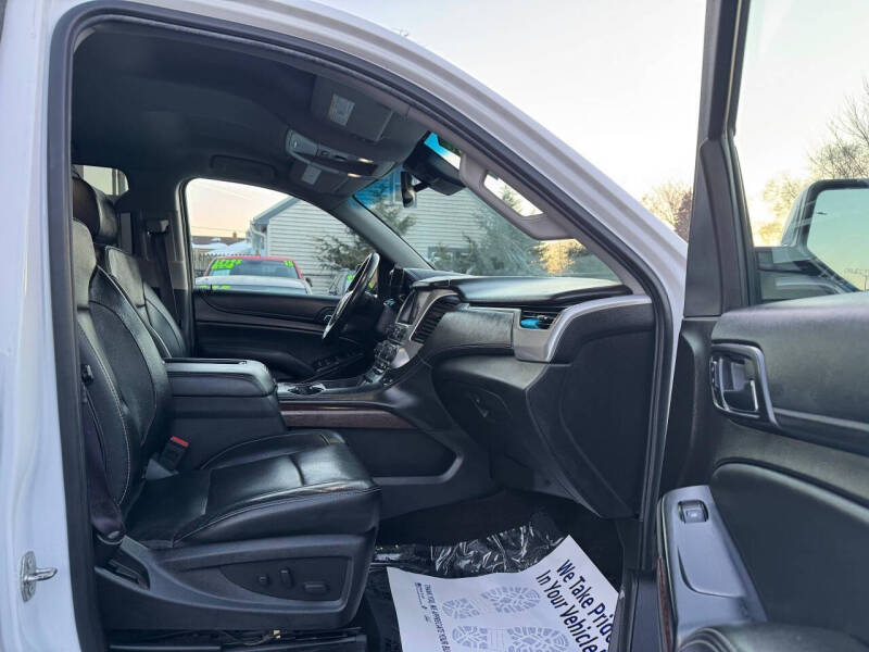 2017 GMC Yukon XL SLT