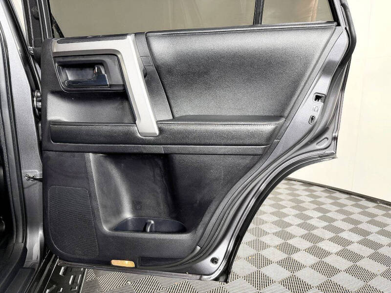 2014 Toyota 4Runner SR5